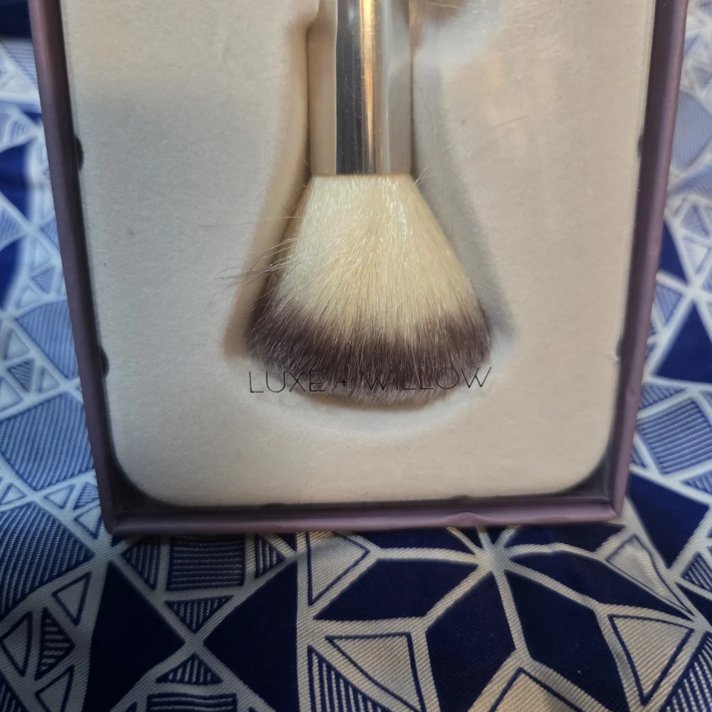 Luxe + Willow Makeup Brush